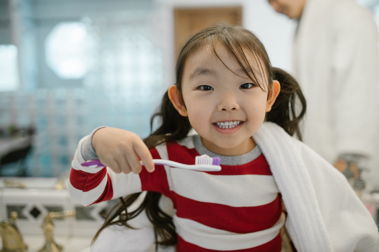 5 ways to maintain your dental health this summer