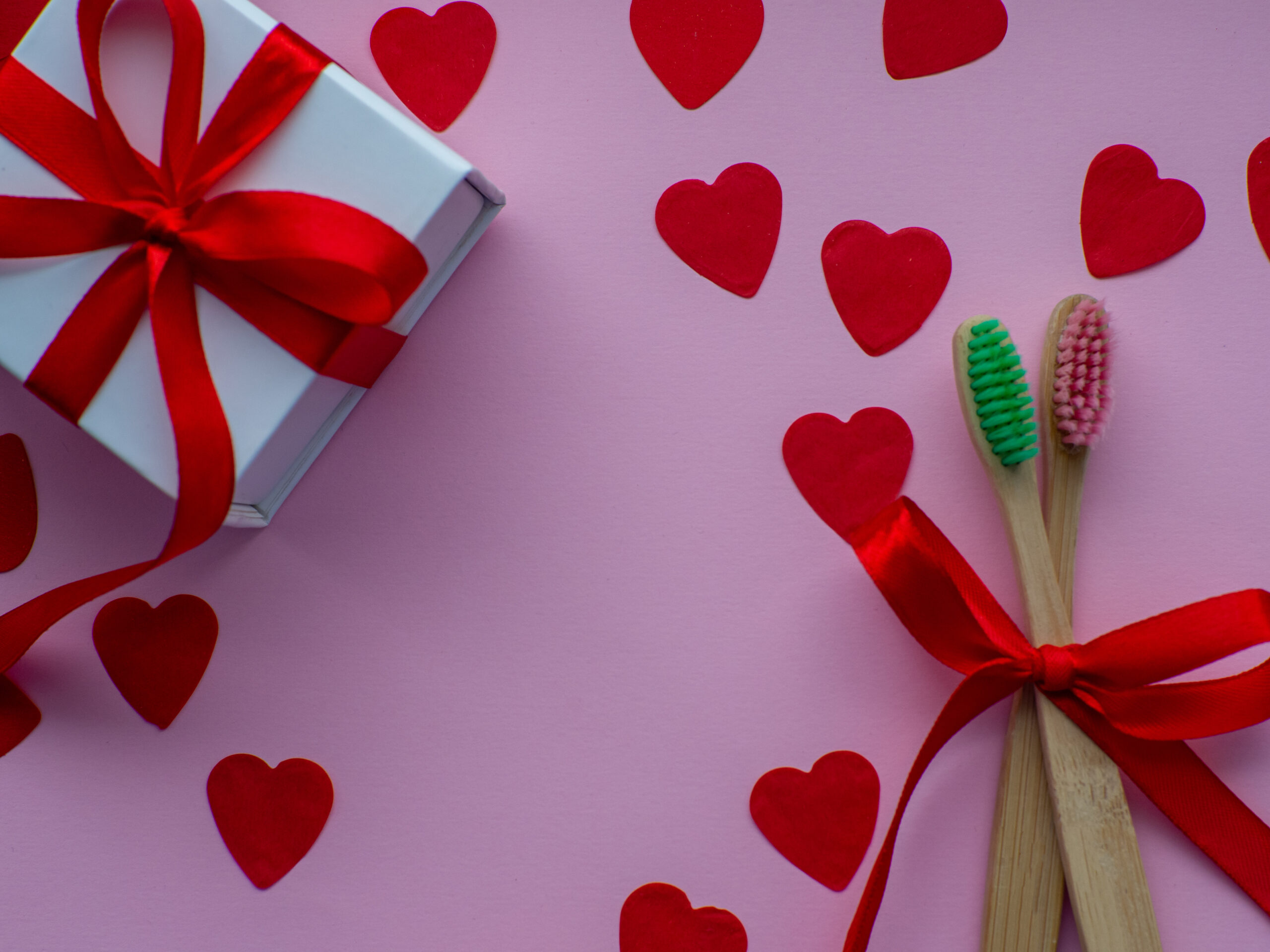 Sign Off on These Tooth-Friendly Valentine’s Day Classroom Treats